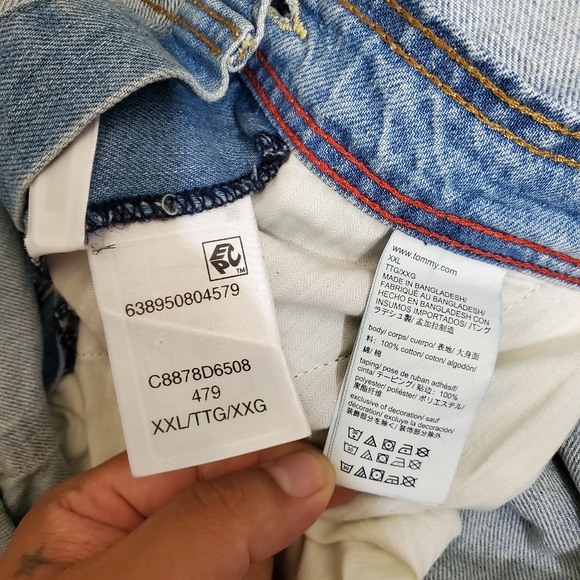 S O L D...Tommy Hilfiger overall shorts - Picture 12 of 12